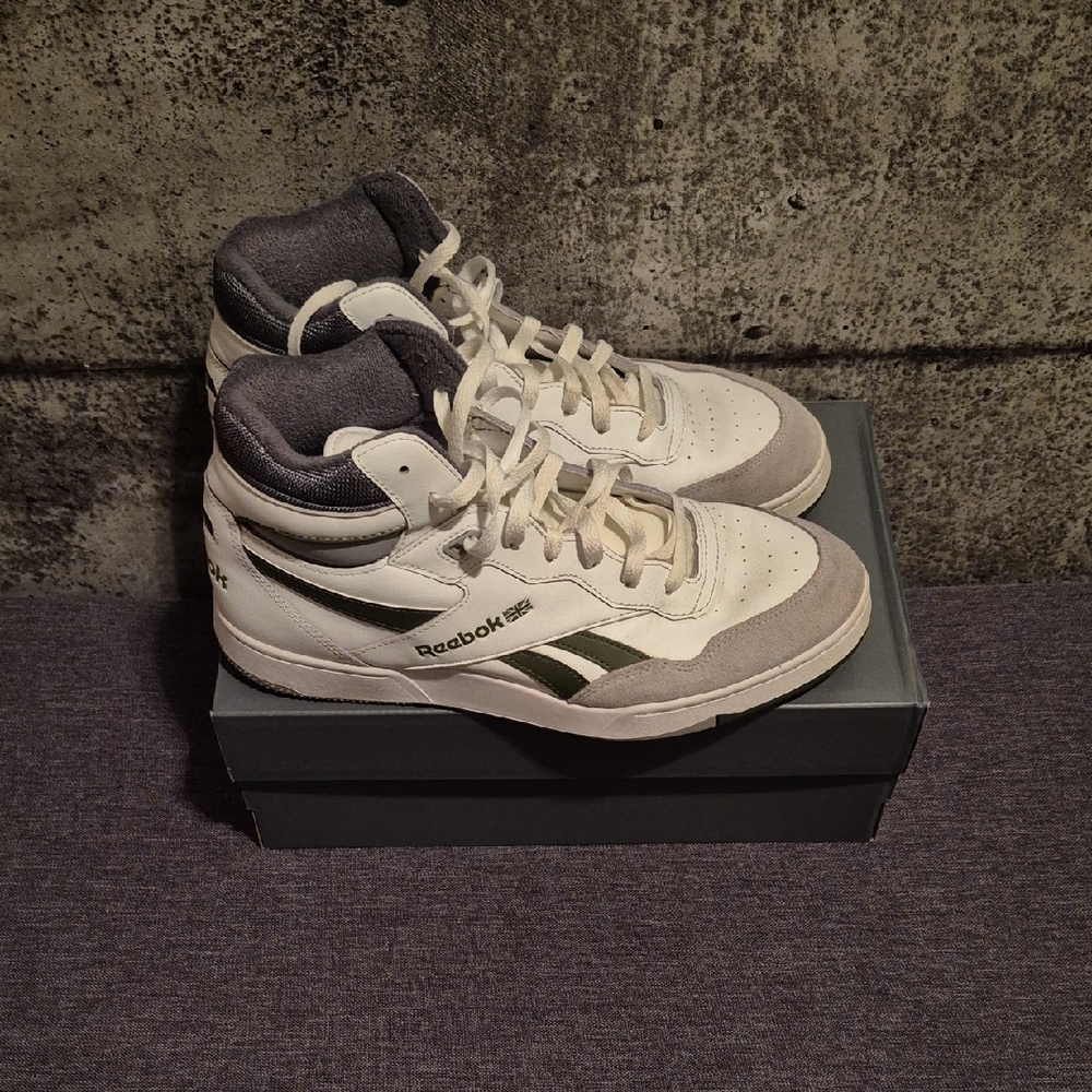 Reebok BB 4000 II White, Green and Gray Mid-Top Sneakers